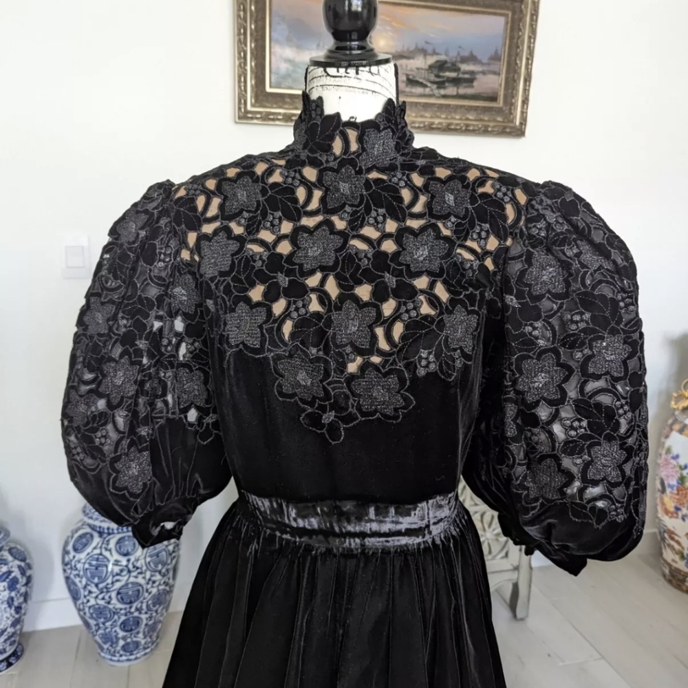 Hanae Mori Dress 1970s - Picture 2 of 10